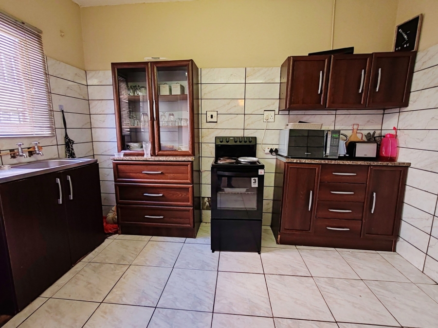 2 Bedroom Property for Sale in Potchefstroom North West